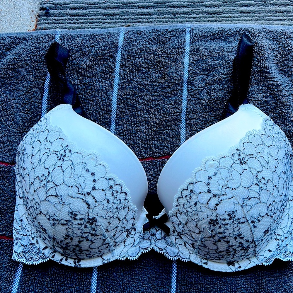 Black & white Victoria secret bra